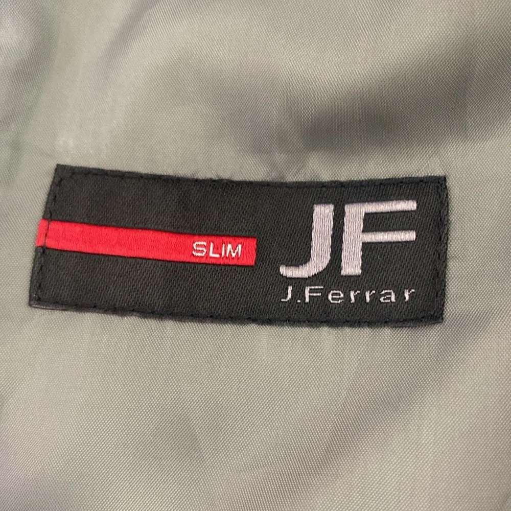 J Ferrar slim man suit jacket